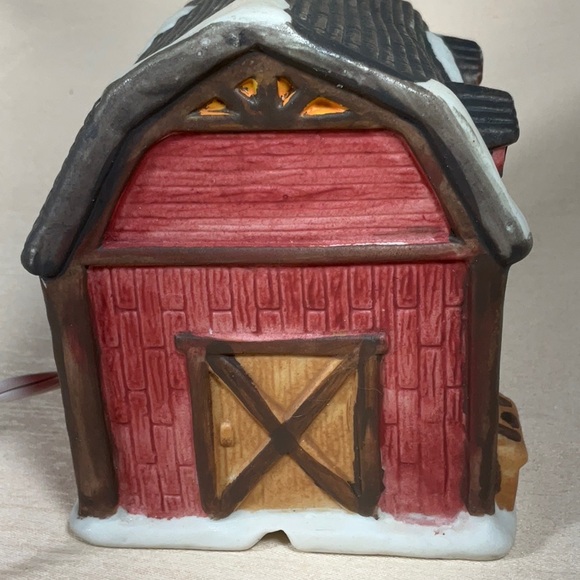 Porcelain Lighted Hay Barn - Picture 10 of 13